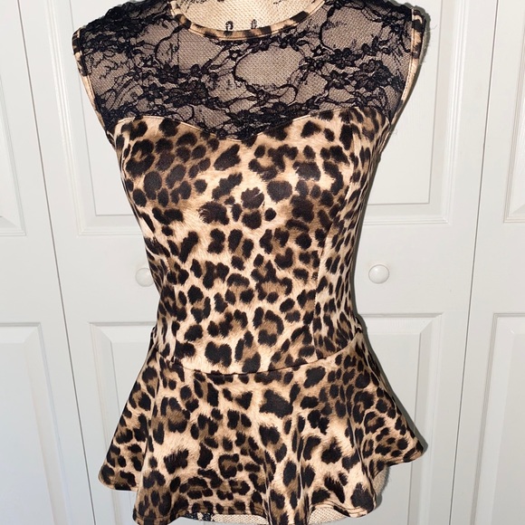 Peplum top - Picture 2 of 6